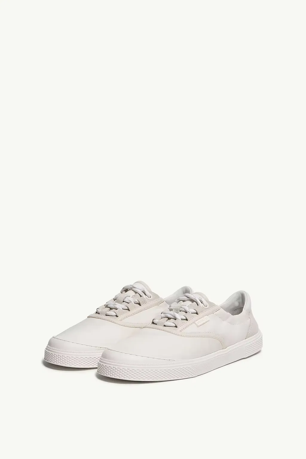 Moncler Vera Leisure Lace-Up Low-Top Sneakers