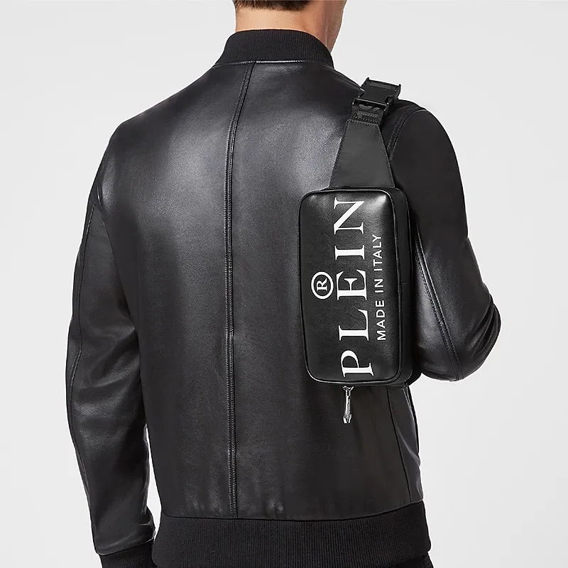 Logo Details Pockets