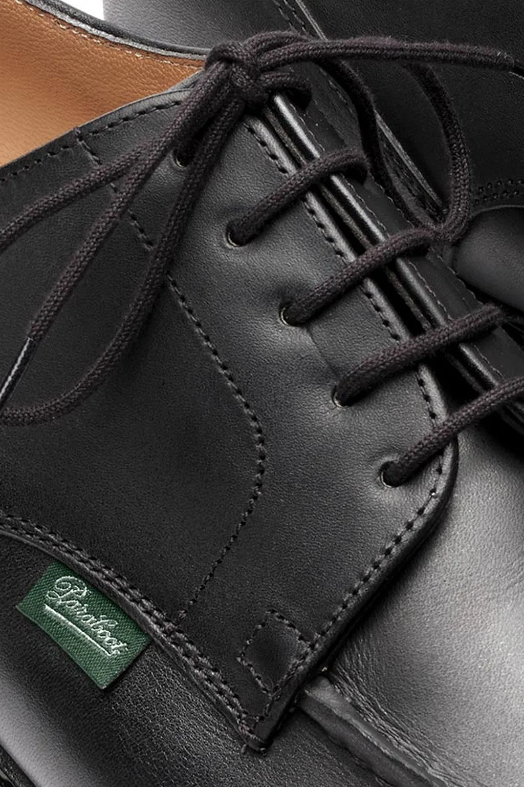 Round-Toed Leather Shoes