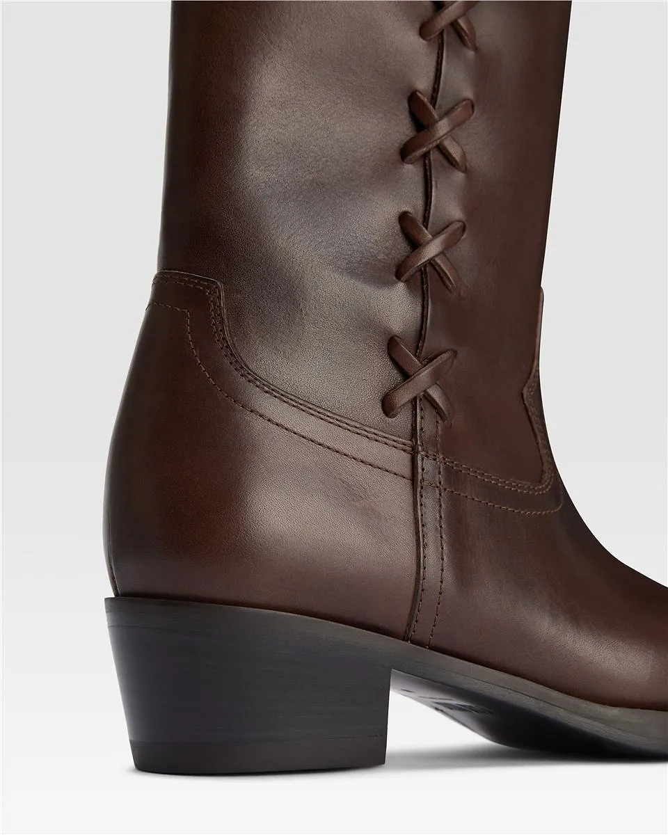 Square-Toe Boots