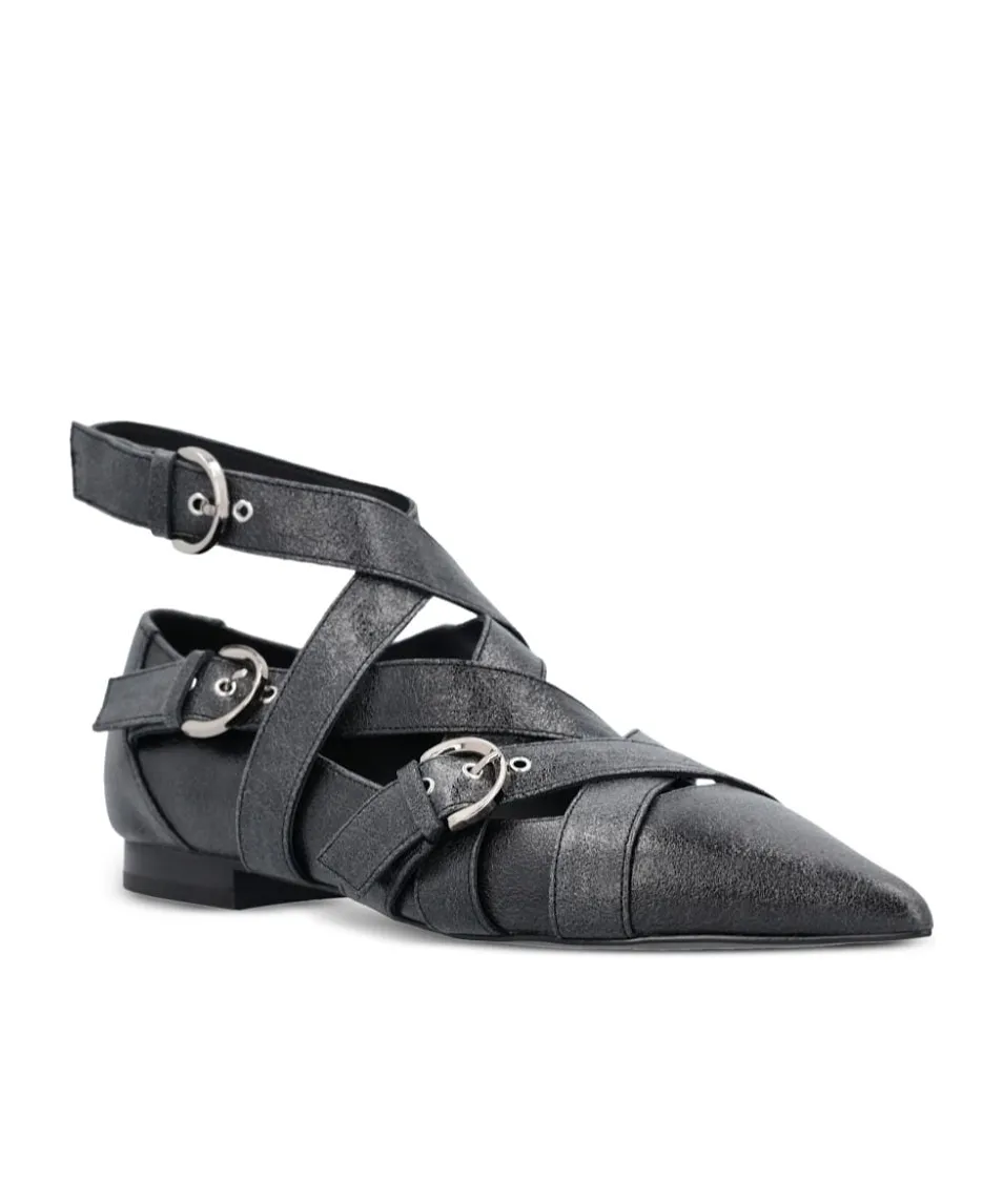 Gianira Leather Ballerina Shoes