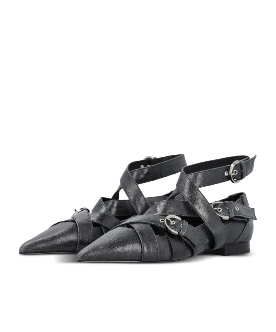 Gianira Leather Ballerina Shoes