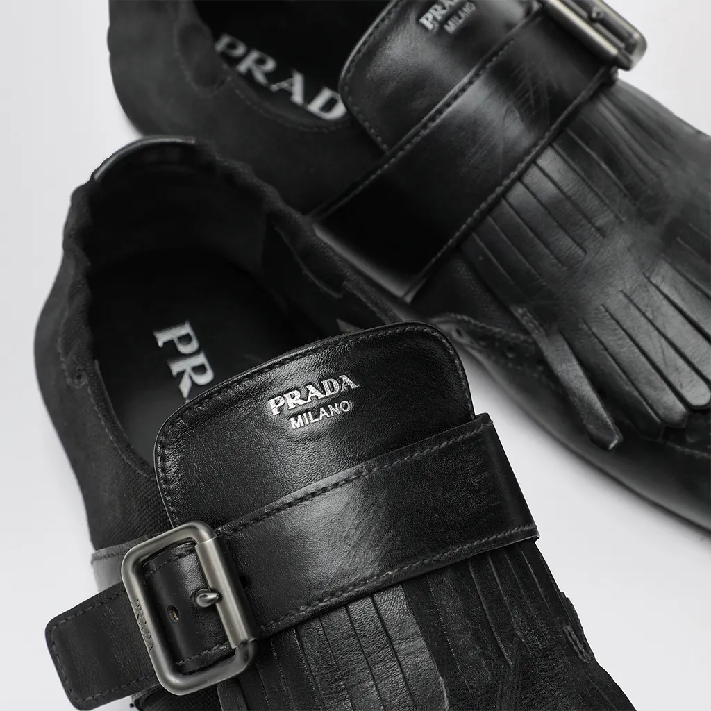 Round-Toe Casual Shoes
