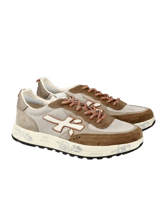 Nous Sneakers