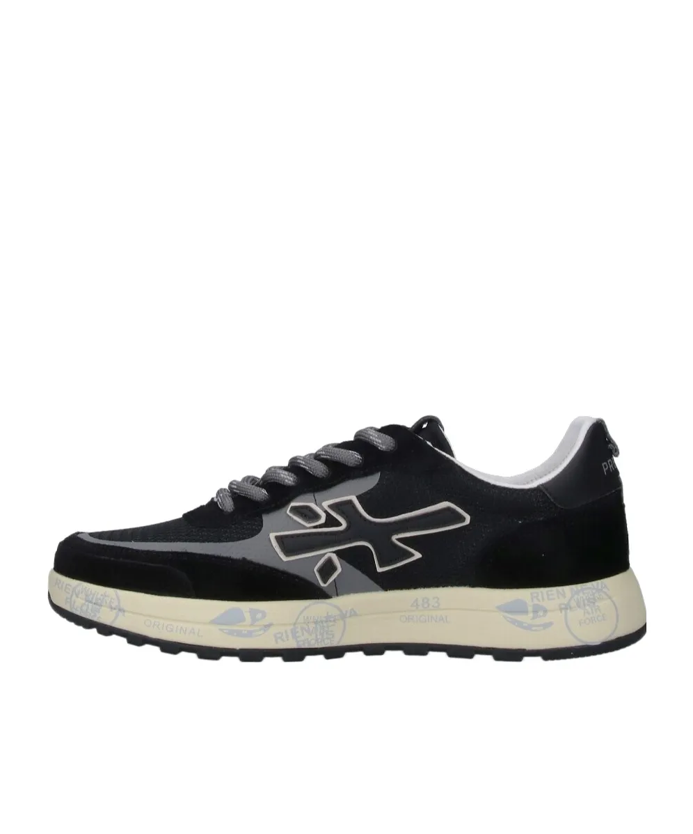 Nous Sneaker
