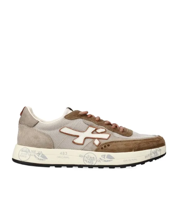 Nous Sneakers