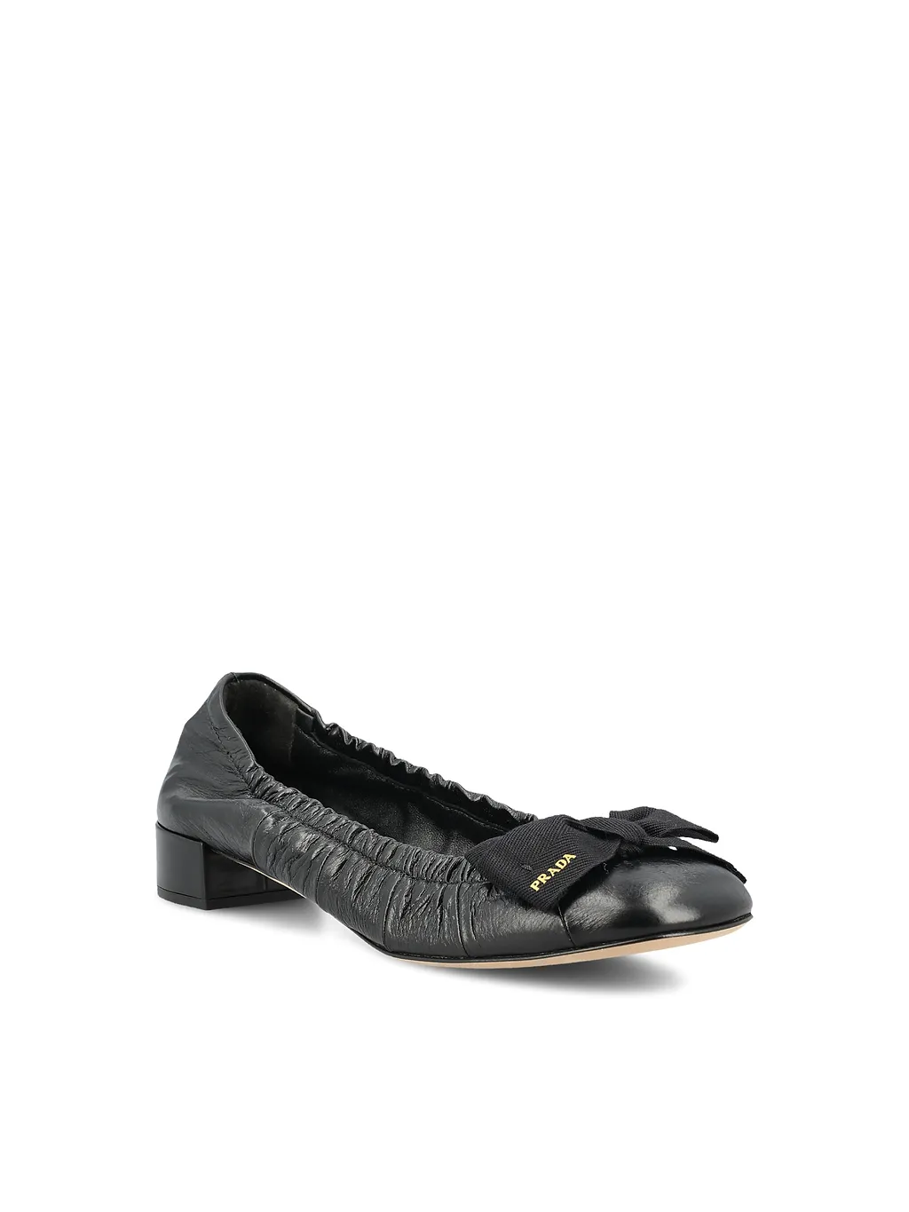 Bow-Detail Pumps
