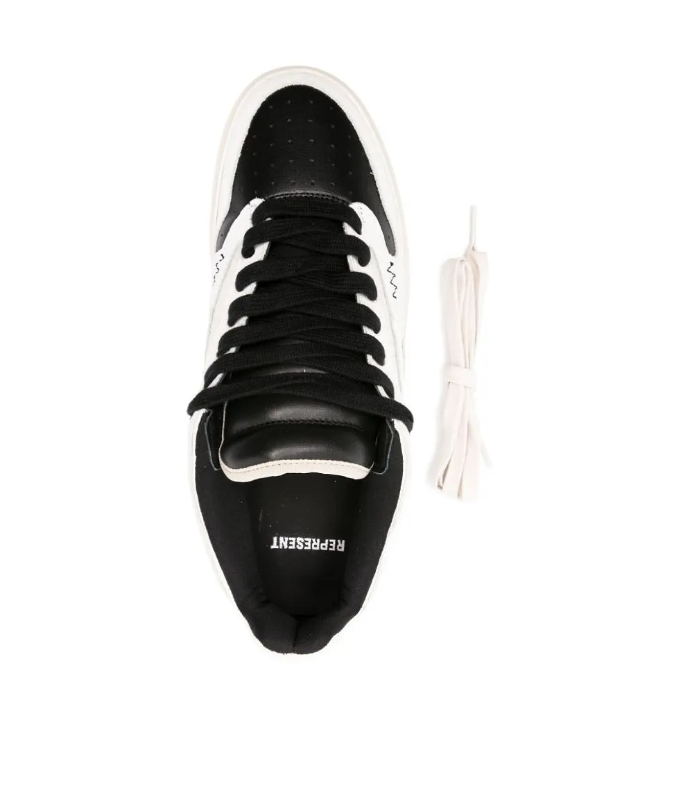 Lace-Up Low-Cut Casual Shoes