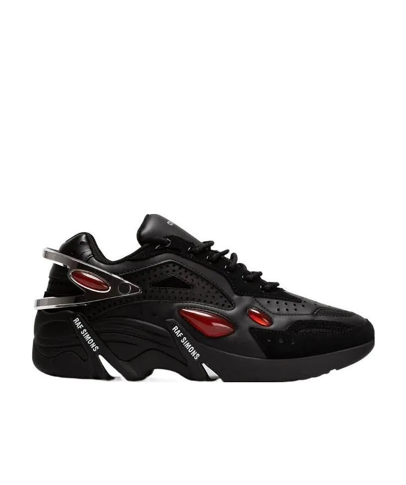 Cylon Low-Top Sneakers