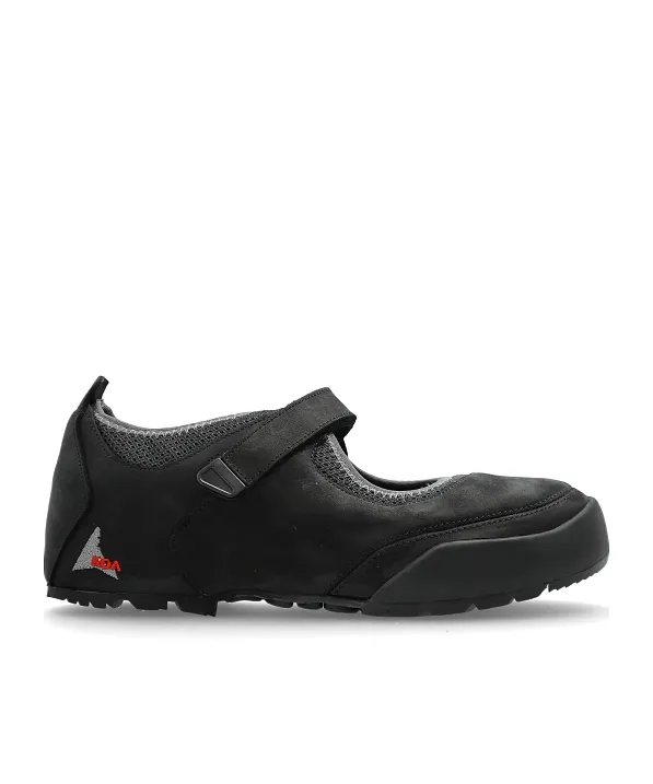 Roa Loie Strap Flat Shoes