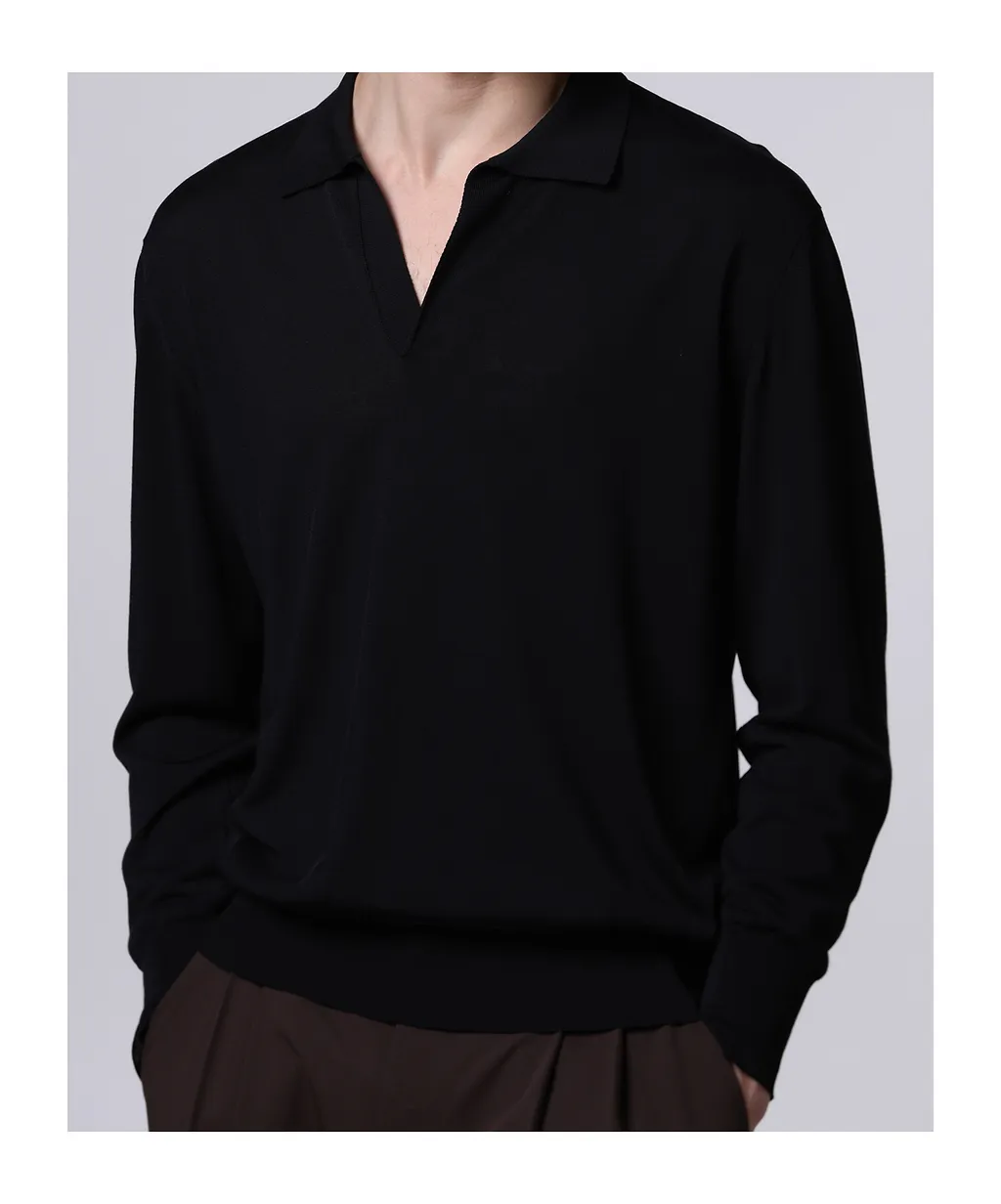 Roberto Collina Open Collar Knitted Top
