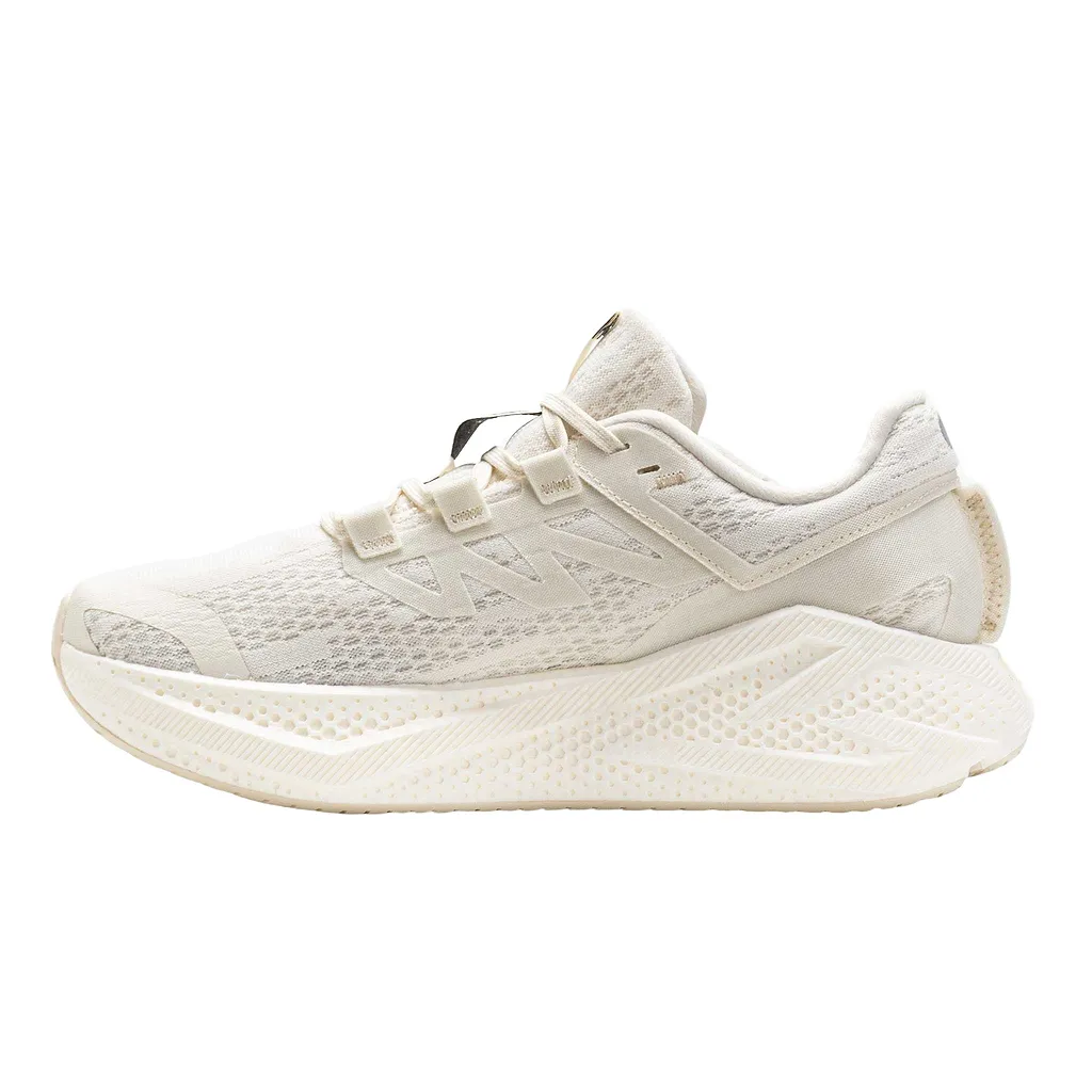 Aero Glide 3 Sneakers