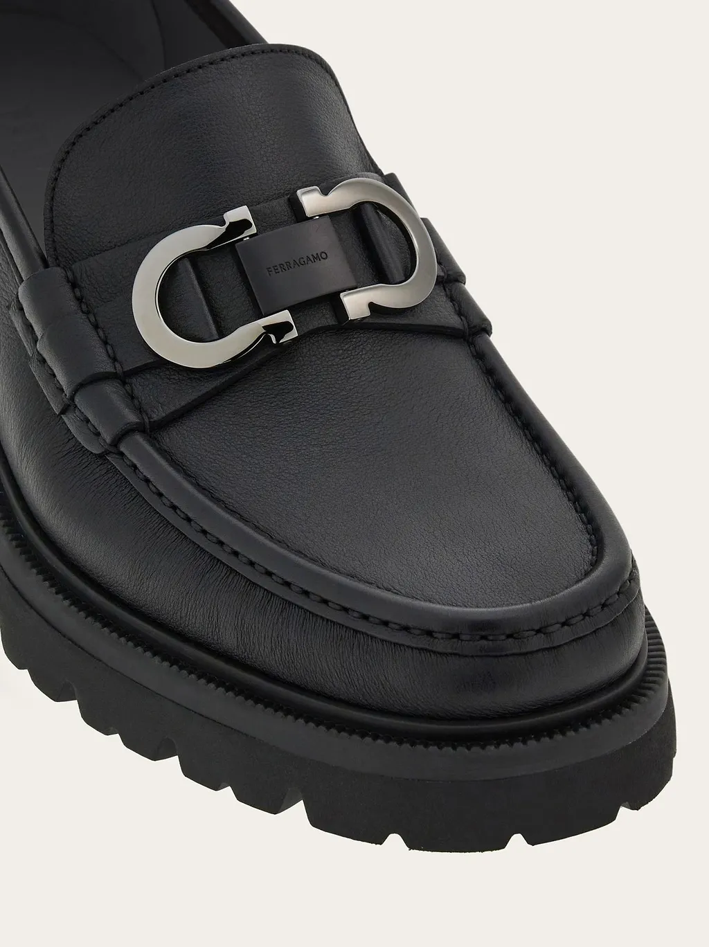 Gancini Decorative Moccasin Shoes