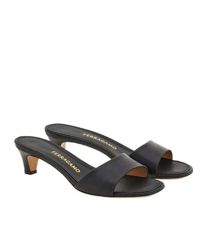 Low Heeled Mule