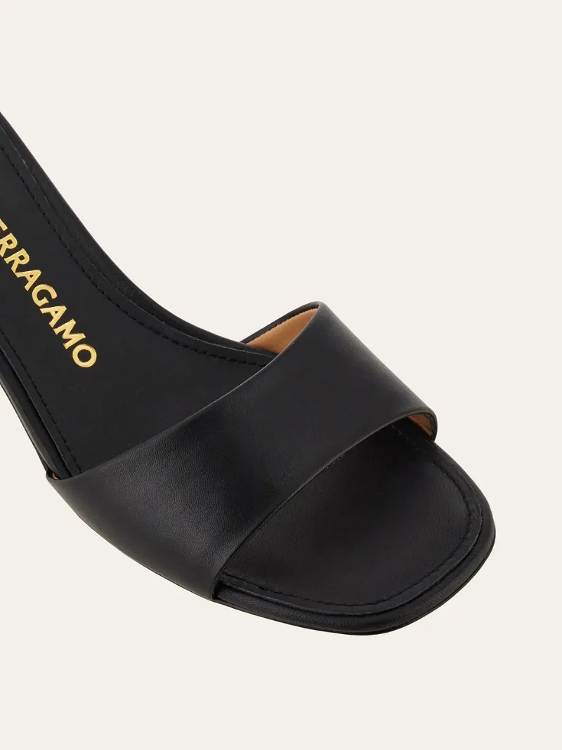 Low Heeled Mule
