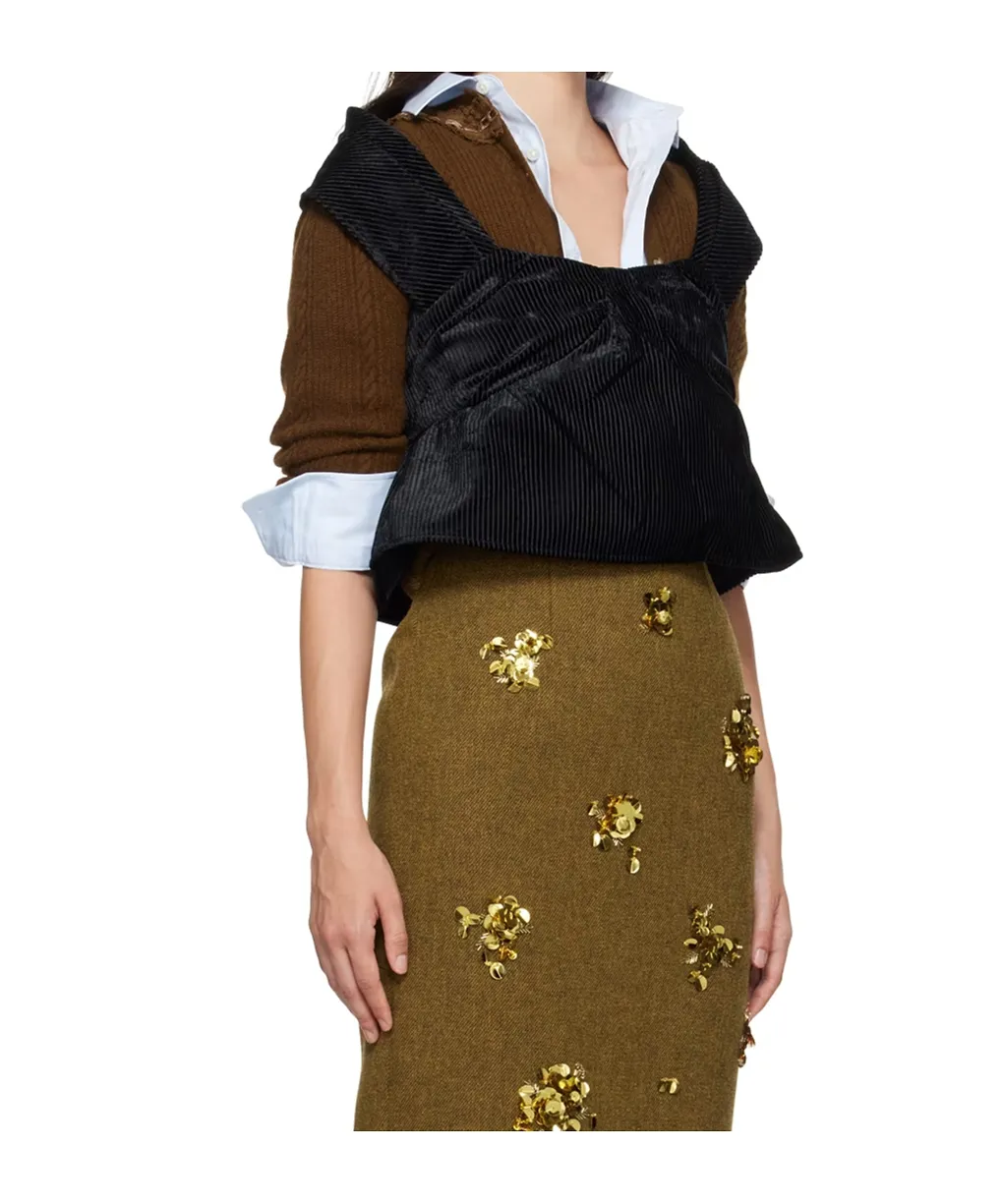 Lack Three-Dimensional Pleated Top
