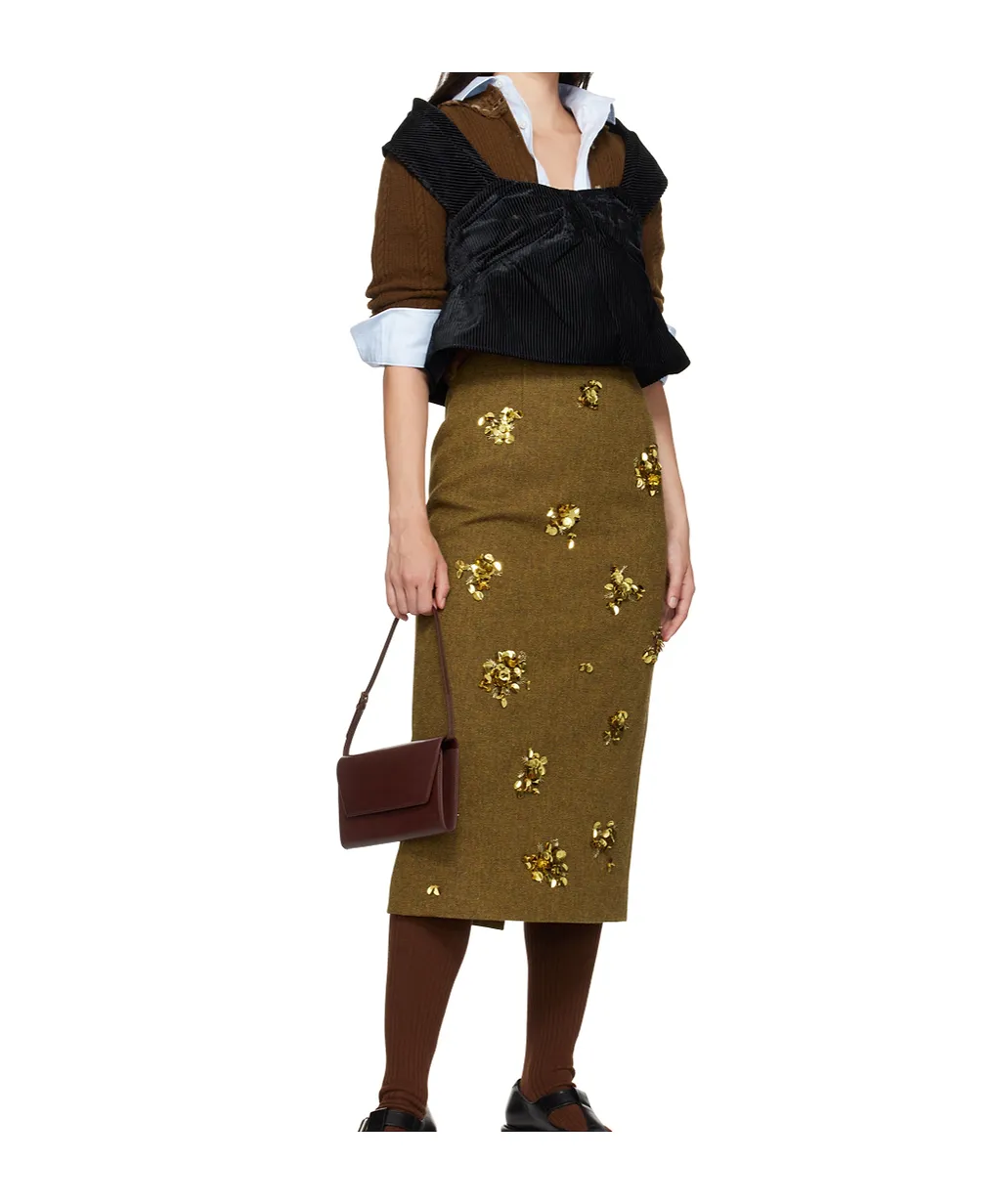 Lack Three-Dimensional Pleated Top