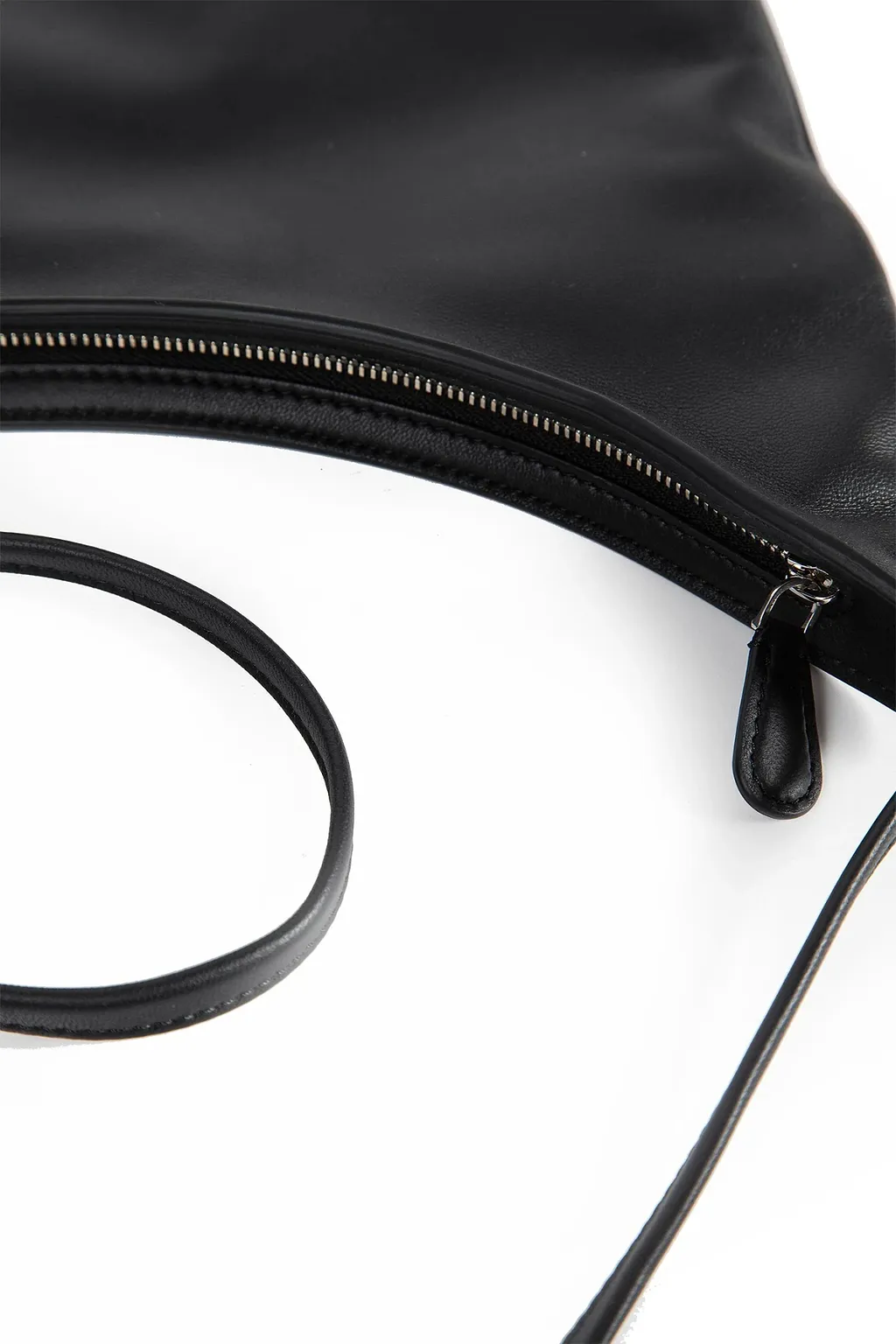 N/S Izzy Shoulder Bag