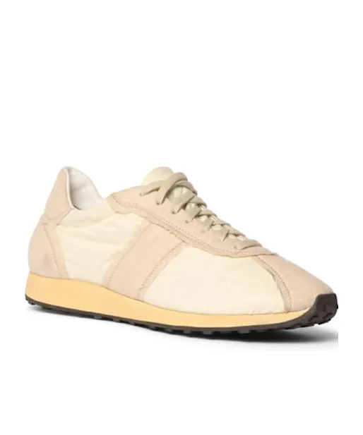 Round-Head Sneakers