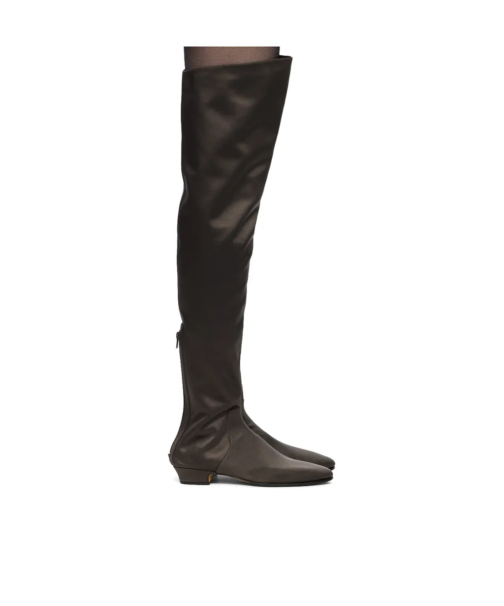Round-Head Boots