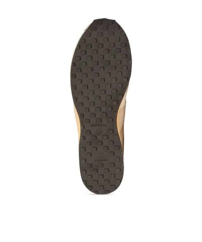 Round-Head Sneakers
