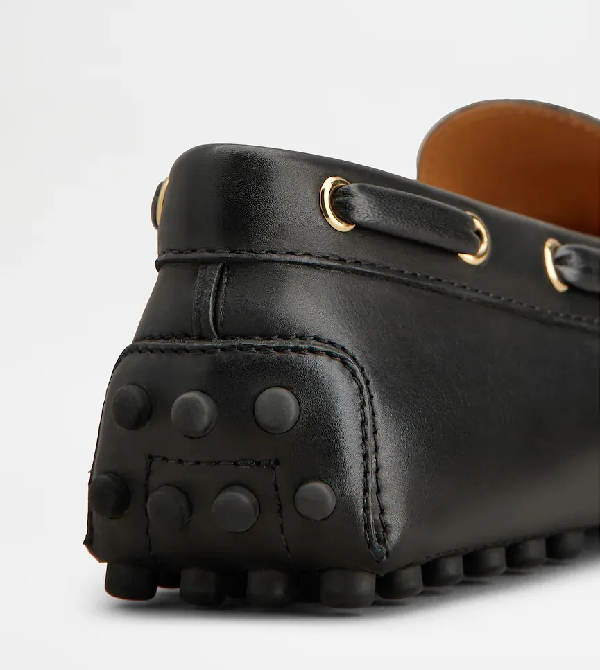Tod's Gommino Bow Detail Flat Shoes