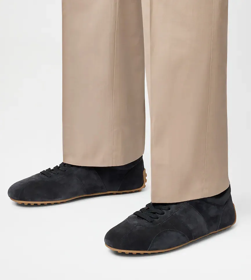 T Marathon Lace-Up Sneakers