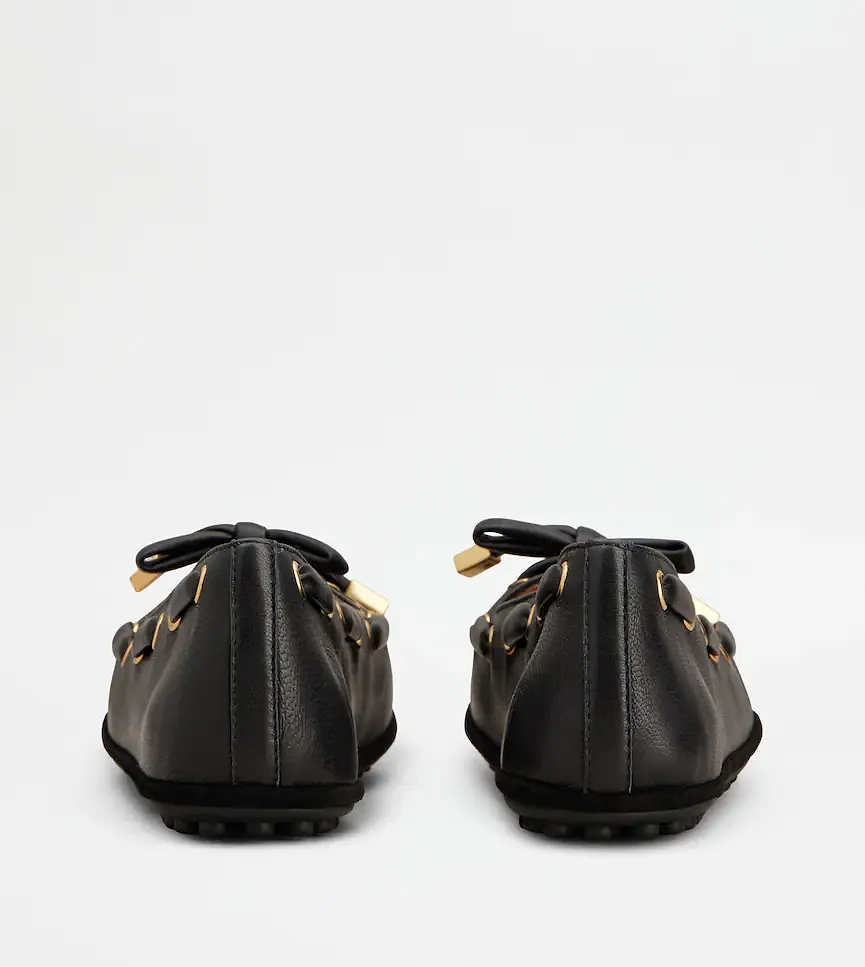 Tod's Bow-Detailred Round-Toe Flat Shoes