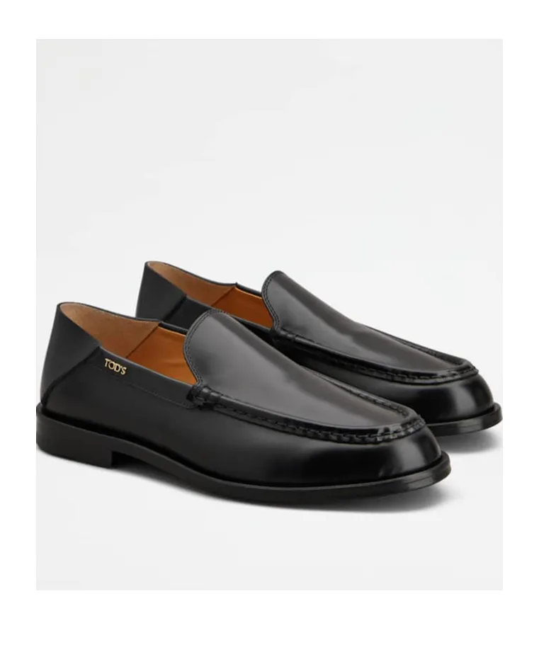 Tod's Cuoio Loafers Flat Shoes