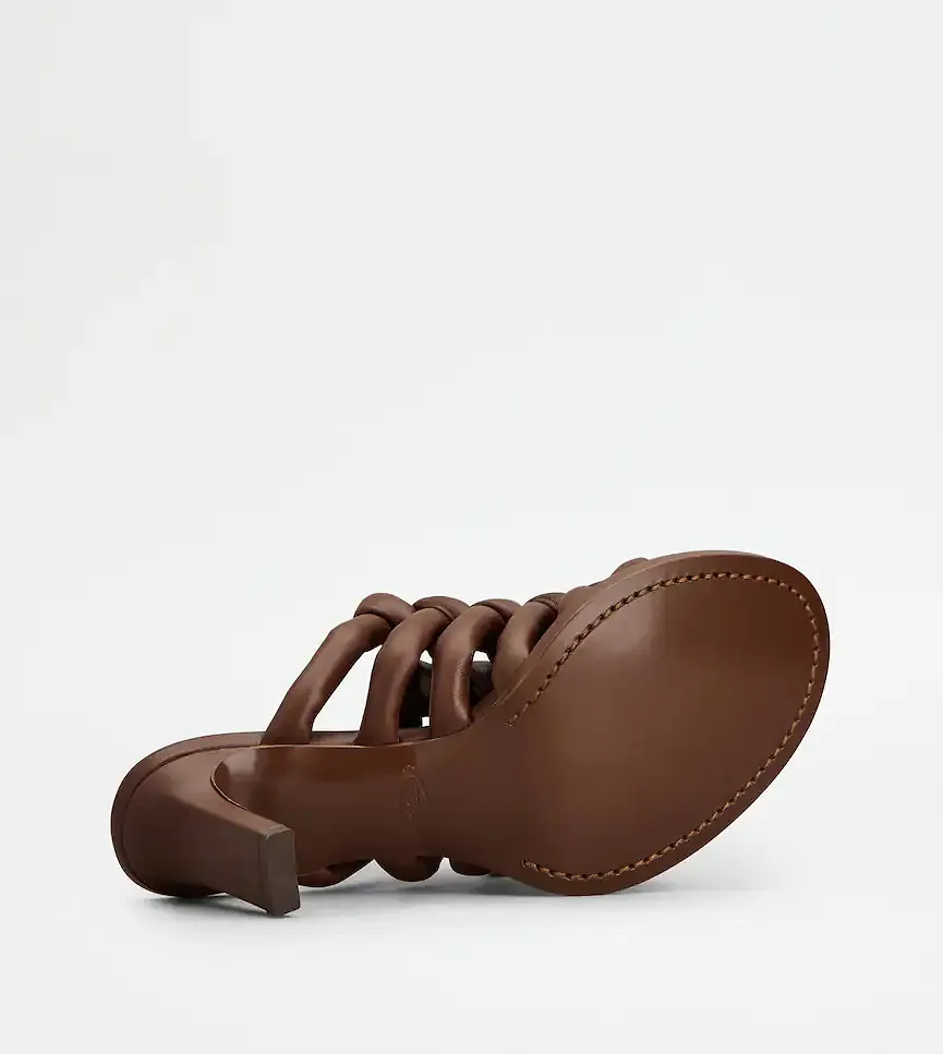 Tod's Woven Mules