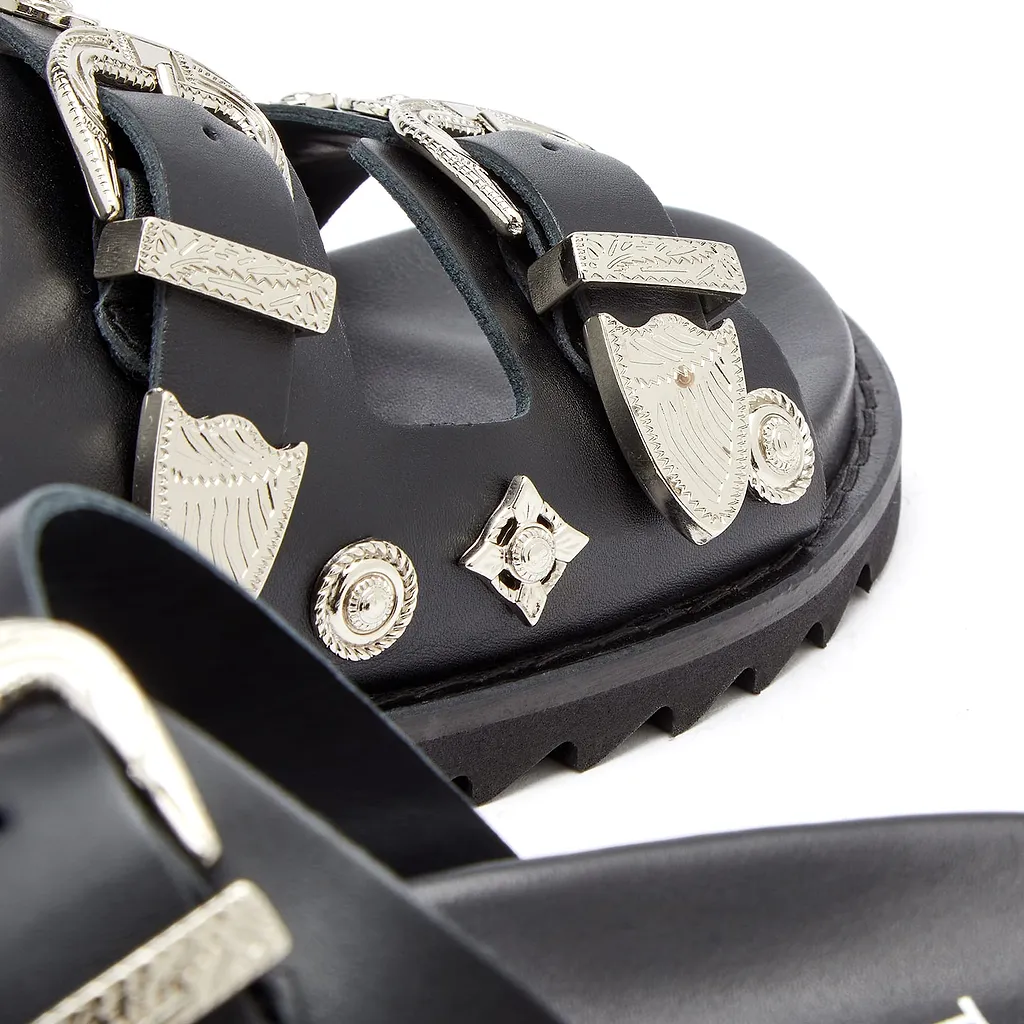 Open-Toed Slippers