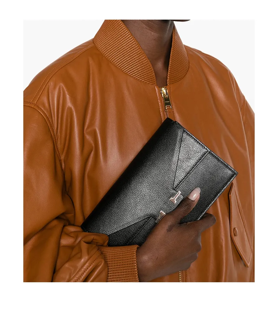 Logo Clutch