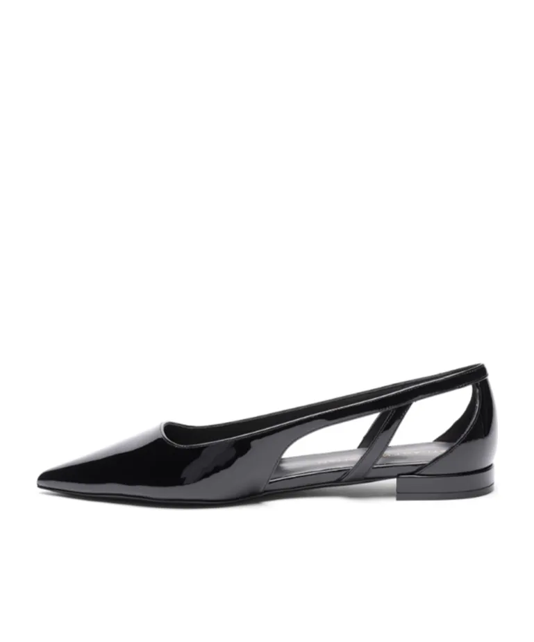 Stuart Power Cutout Flat