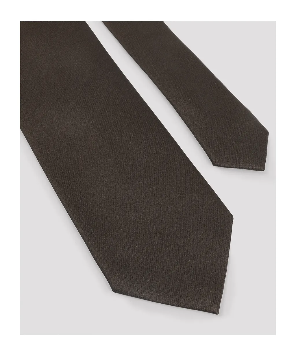 Pointed Tie