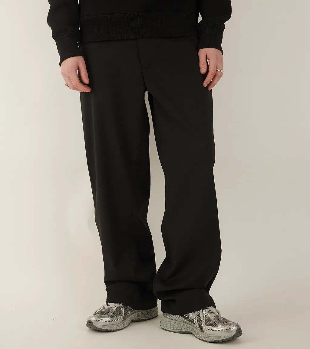 Wide Twist Trousers