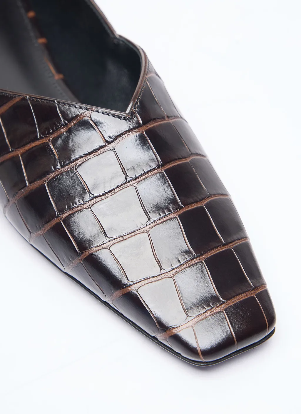 TotÊMe The Everyday Pointed-Toe Flats