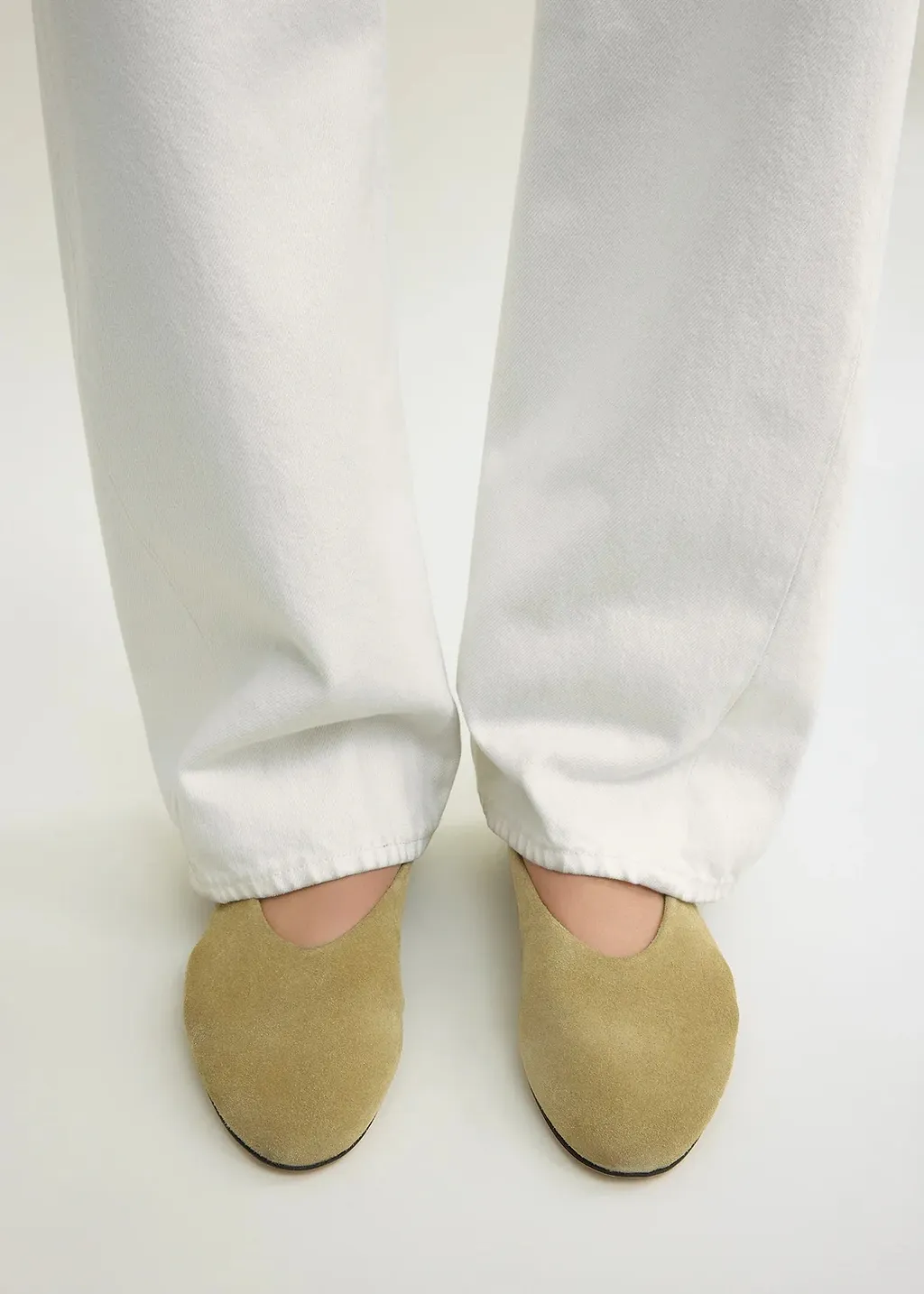 Round-Toed Ballet Shoes