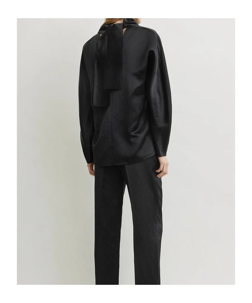TotÊMe Draped Back-Buttoned Top