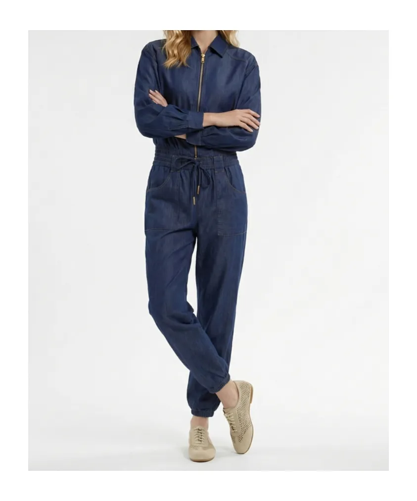 Zippered Long-Sleeved Denim Jacket