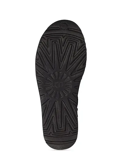 Logo Logo Boots