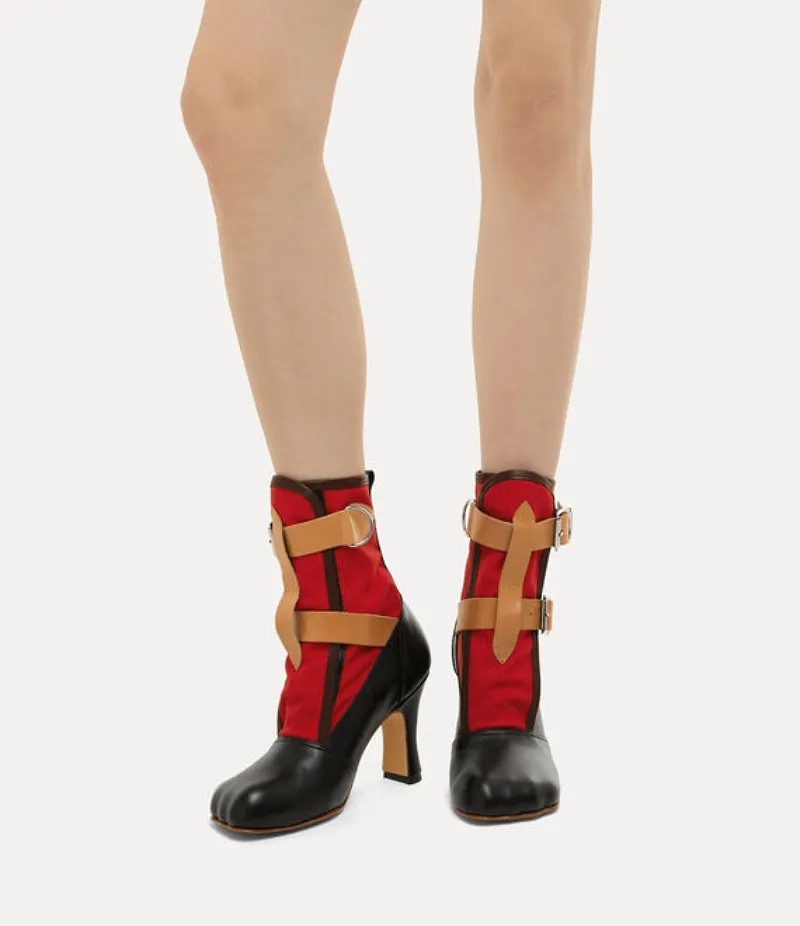 Bondage Boot