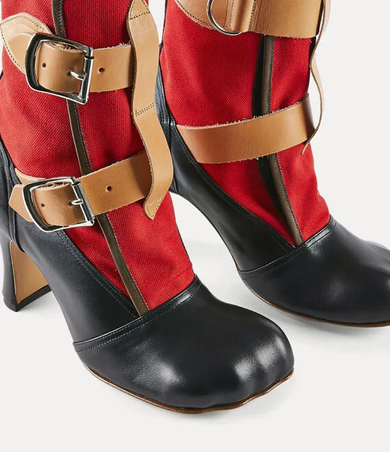 Bondage Boot