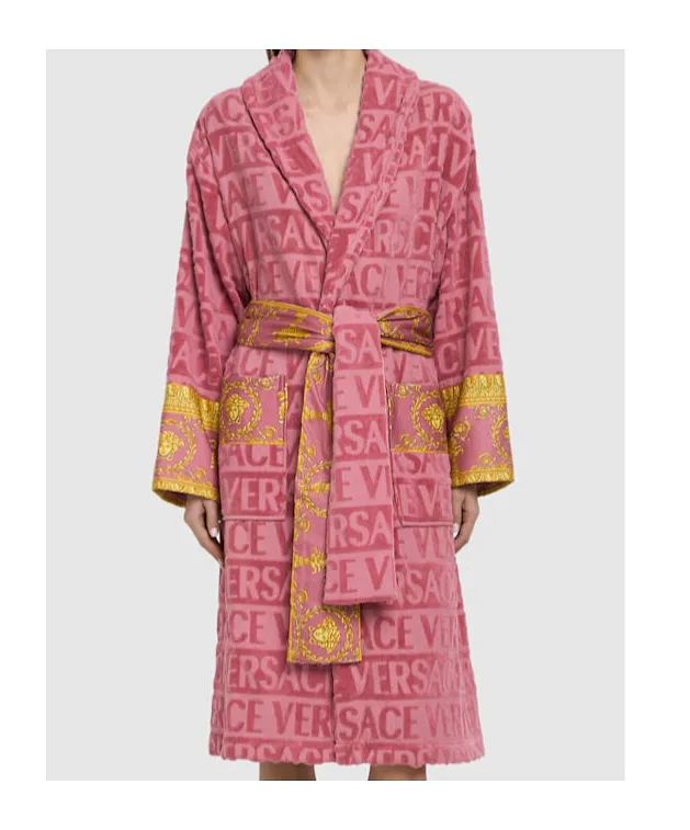 Long-Sleeved Bathrobe