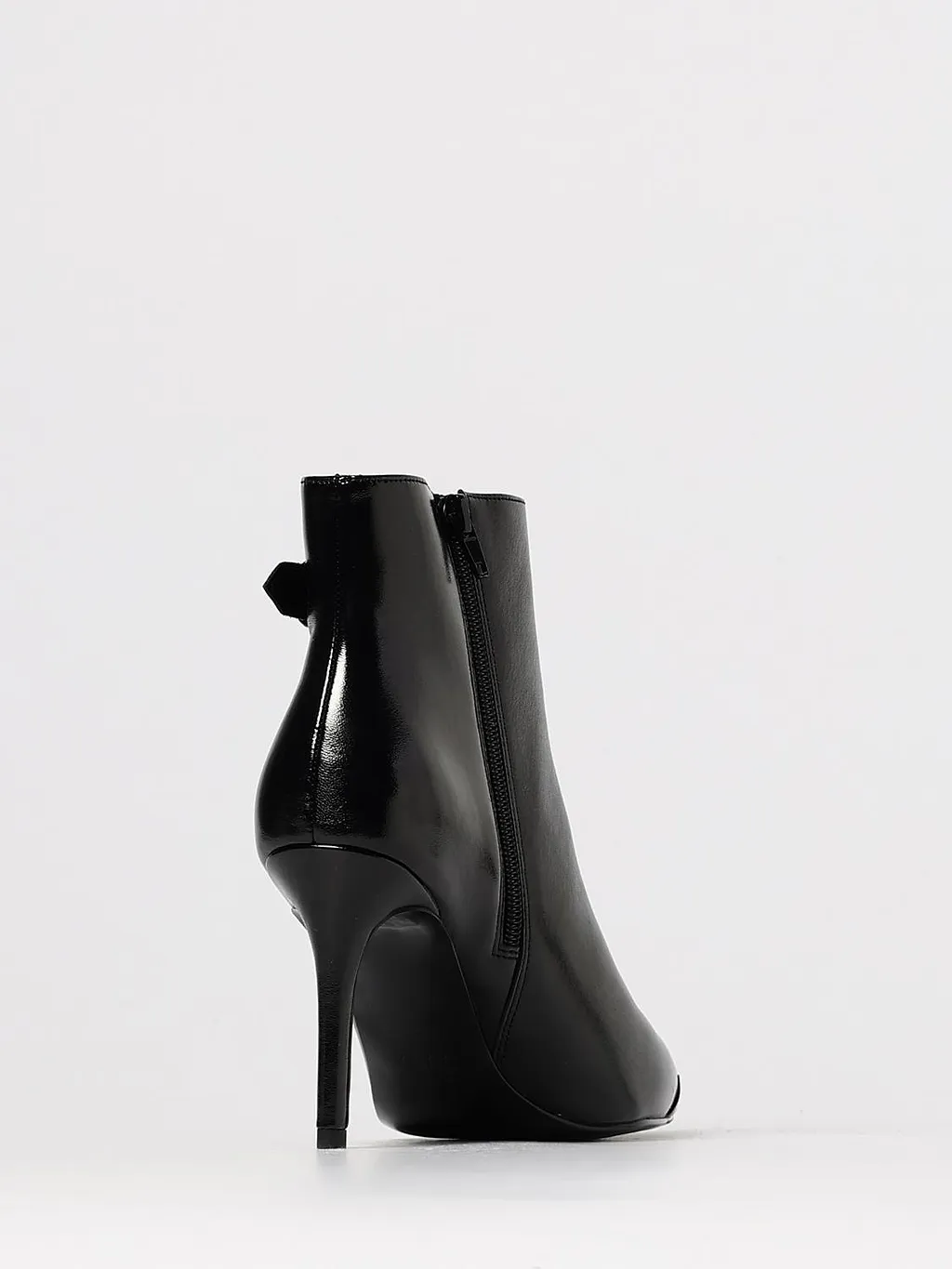 90Mm Scarlett Buckle-Detail Ankle Boots