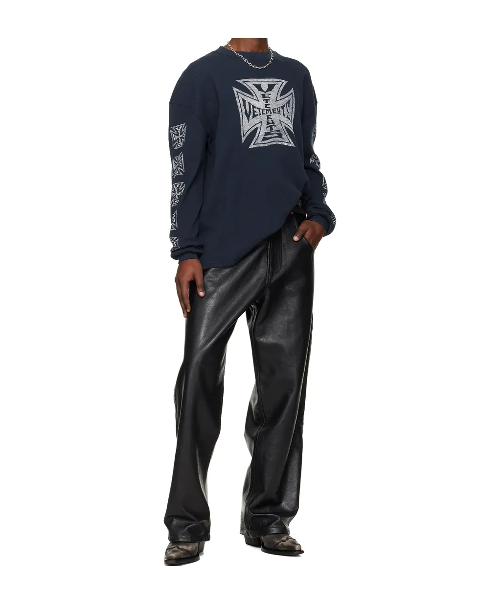 Crew Neck Long-Sleeved T-Shirt