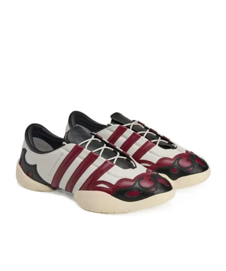 Y-3 Regu 2002 Round Toe Sneakers
