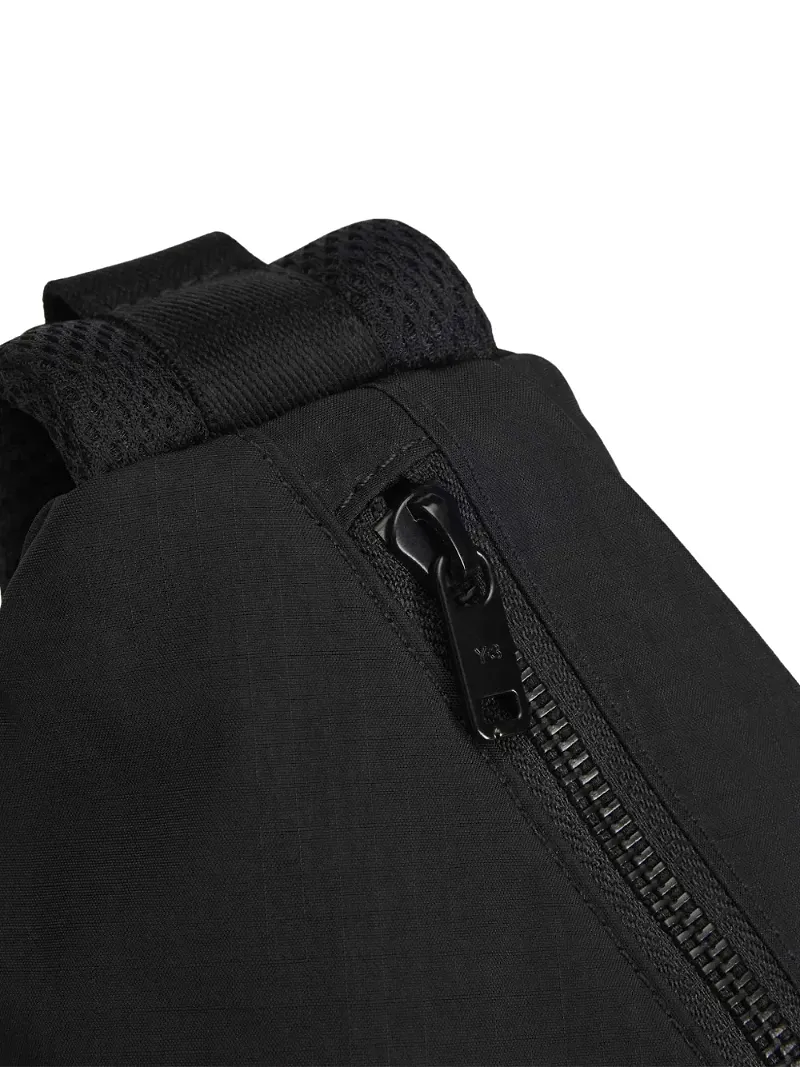 Y-3 Logo Detailed Zip-Fastened Shoulder Bag