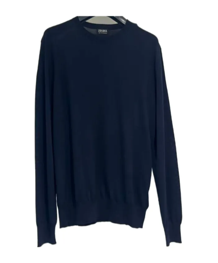 Long-Sleeved Knitwear