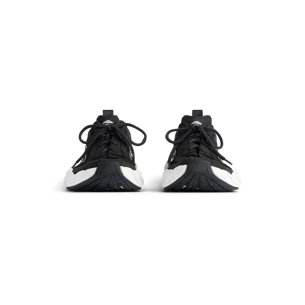 Monday Shoe