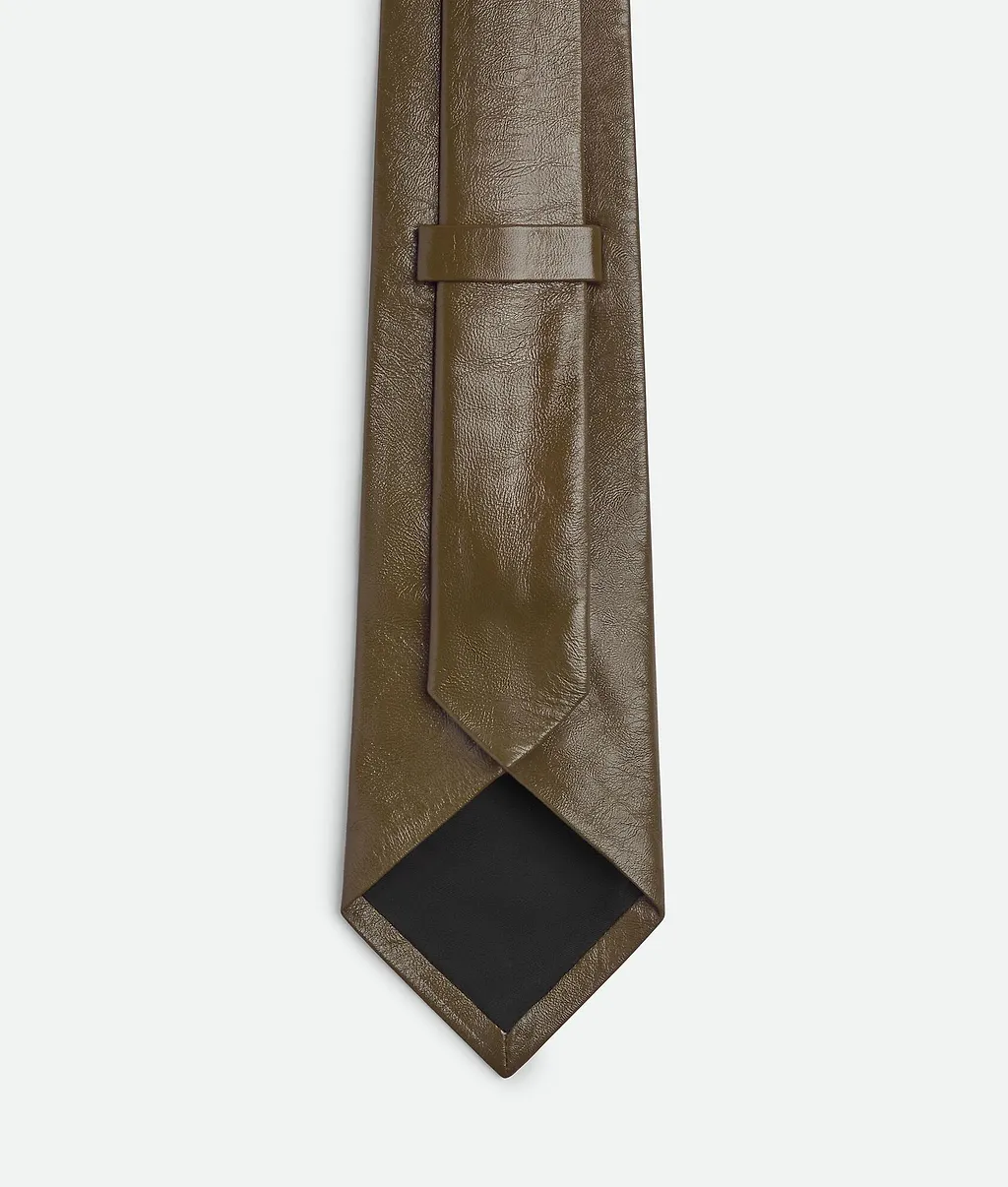 Shiny Leather Tie